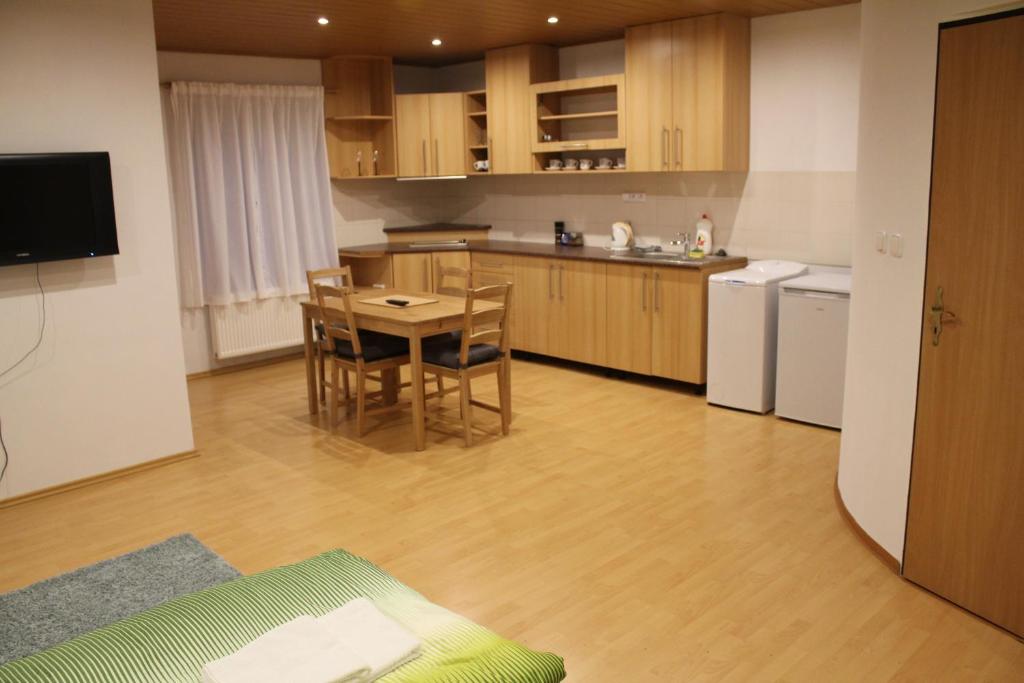 Apartmán v dobré lokalitě room 3